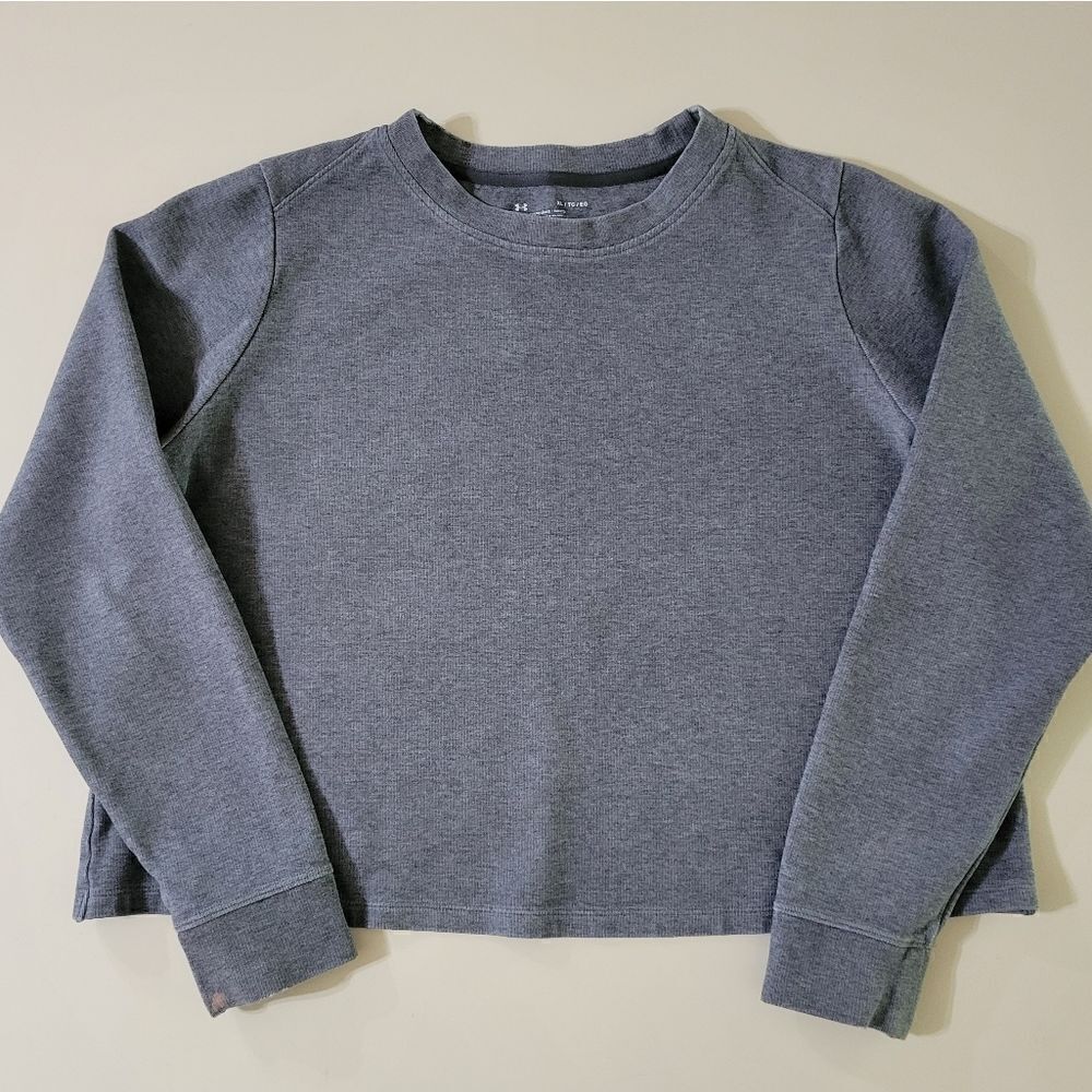 Under Armour Women's Gray Crewneck  Sweatshirt Cropped Criss-Cross Back Detail